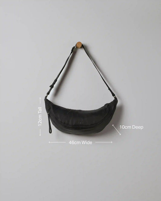 Vuori Arden Crescent Sling