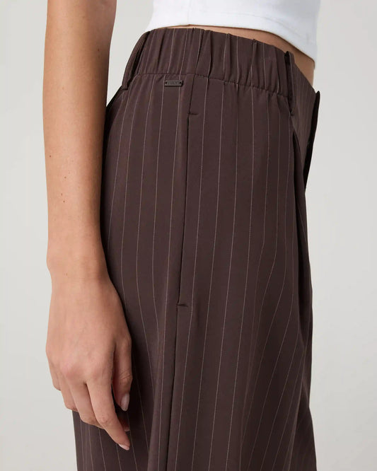 Villa Wideleg Trouser - Short