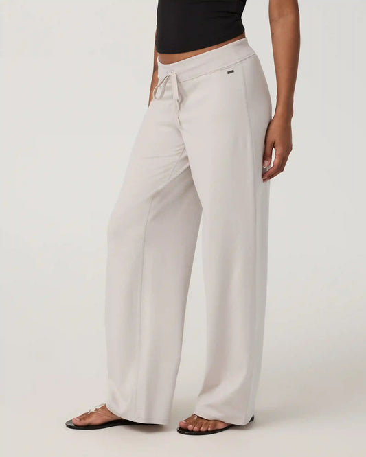 Halo Low Rise Straight Leg Pant - Short