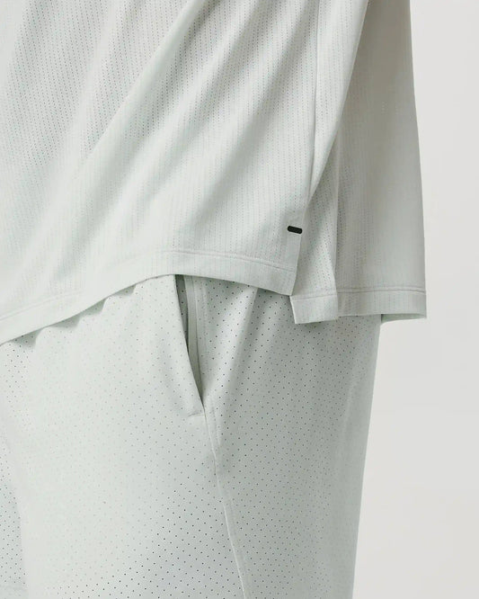 Sleeveless Strato Breathe Tank